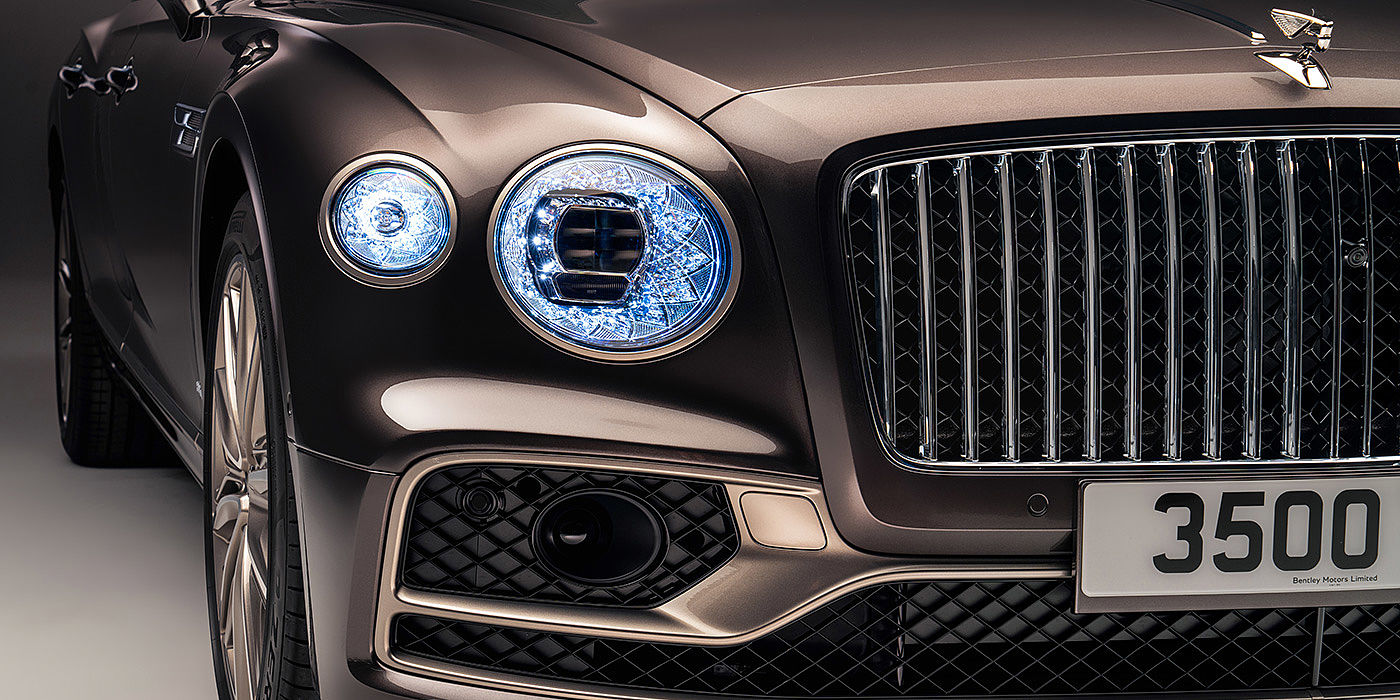 Bentley Milano Bentley Flying Spur Odyssean sedan front grille and illuminated led lamps with Brodgar brown paint